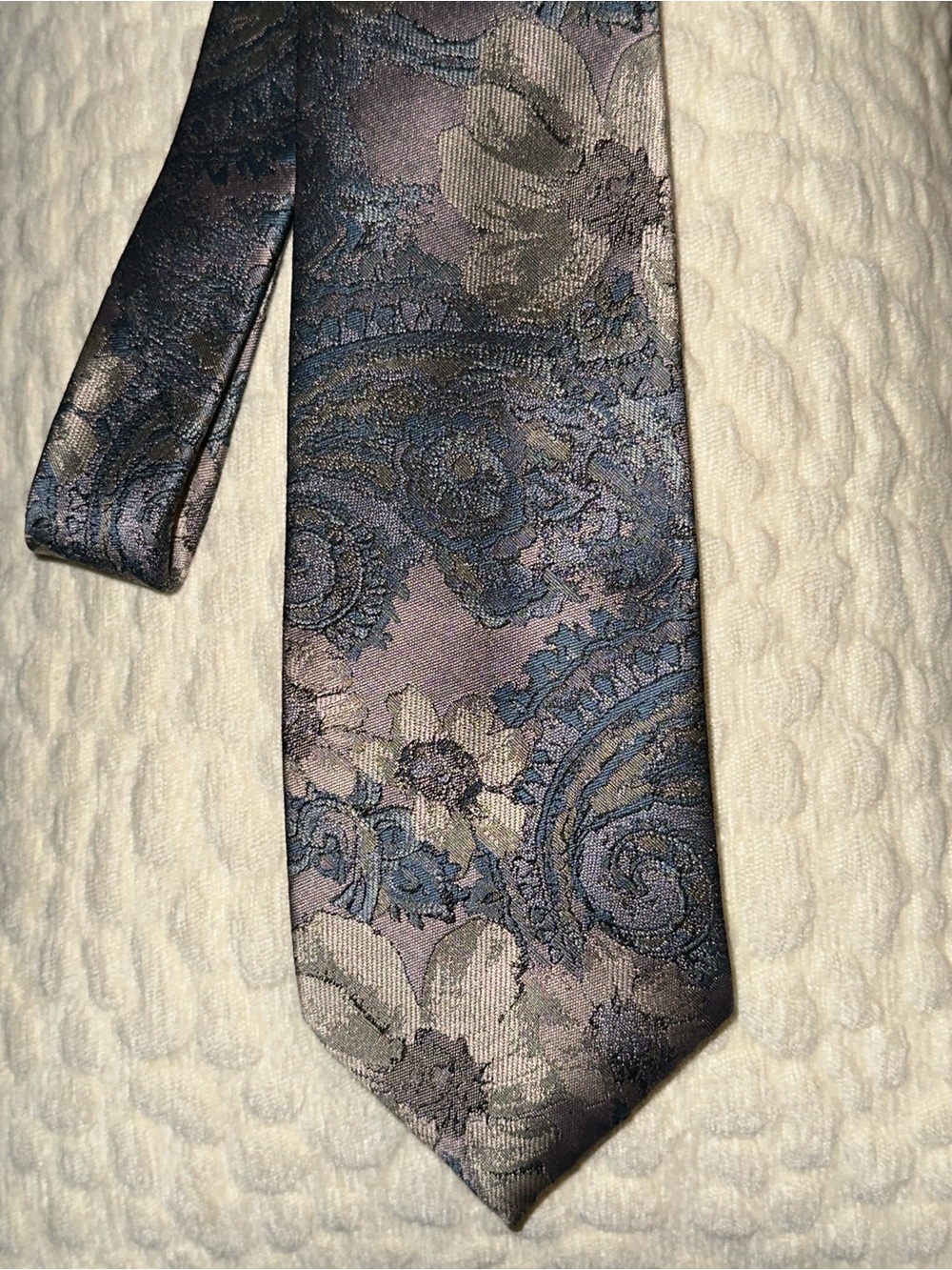 Vintage👔Oscar de la Renta Blue and Gray Paisley Floral Jacquard Tie